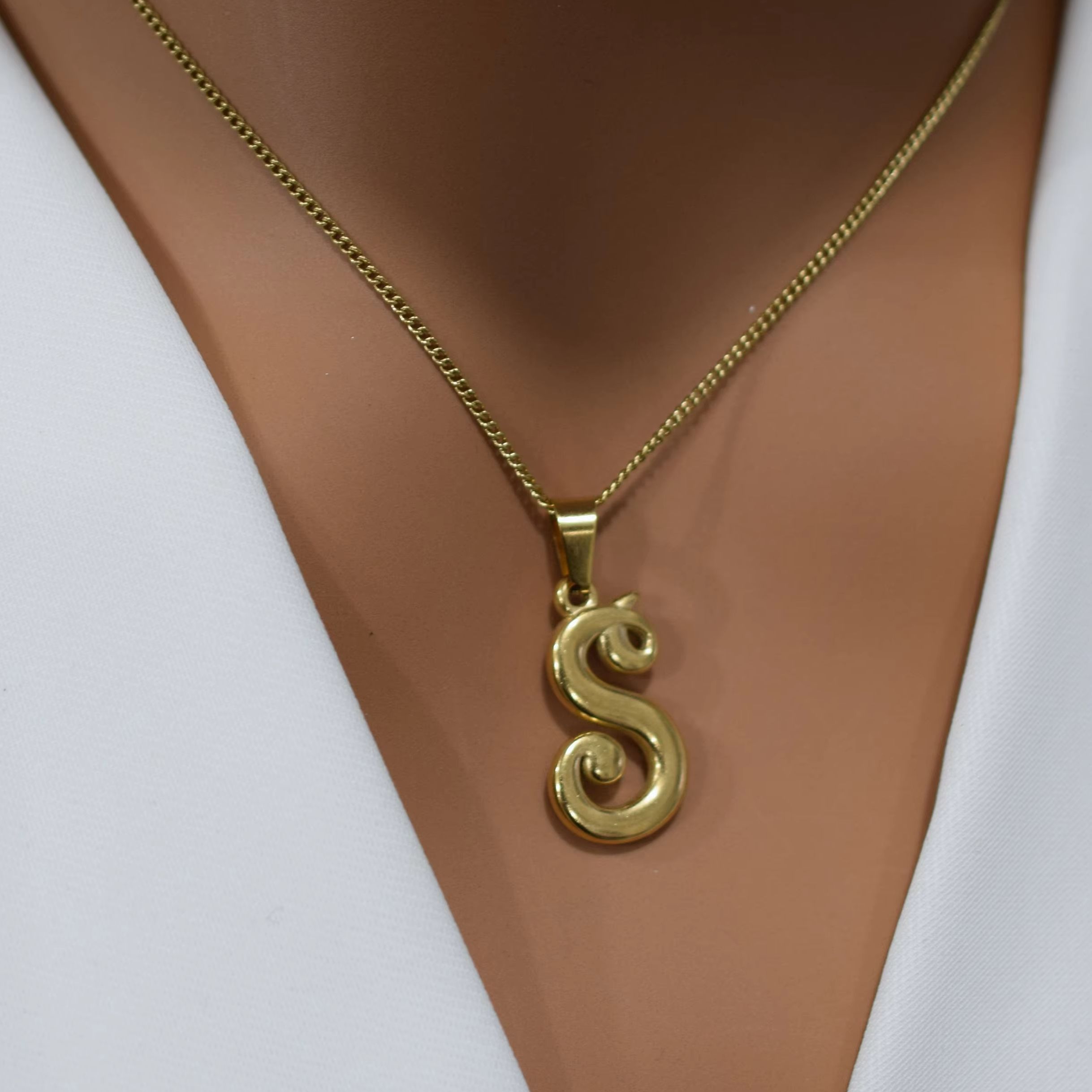 Initial Letter Necklace 18K Gold - Винтажный кулон с алфавитом из 18-каратного
