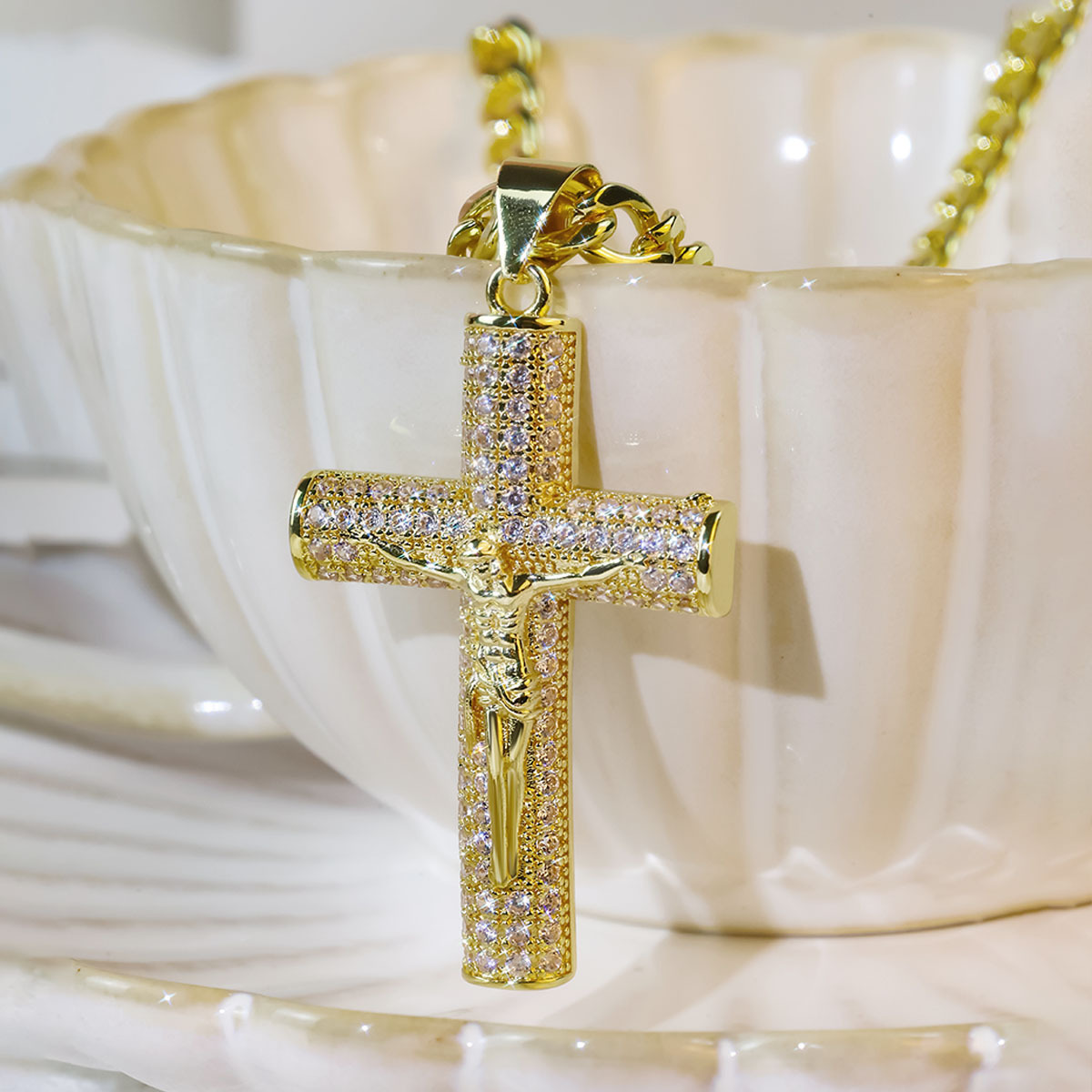 Позолоченное мужское ожерелье  – обзор и цена Cross Pendant Necklace Gold