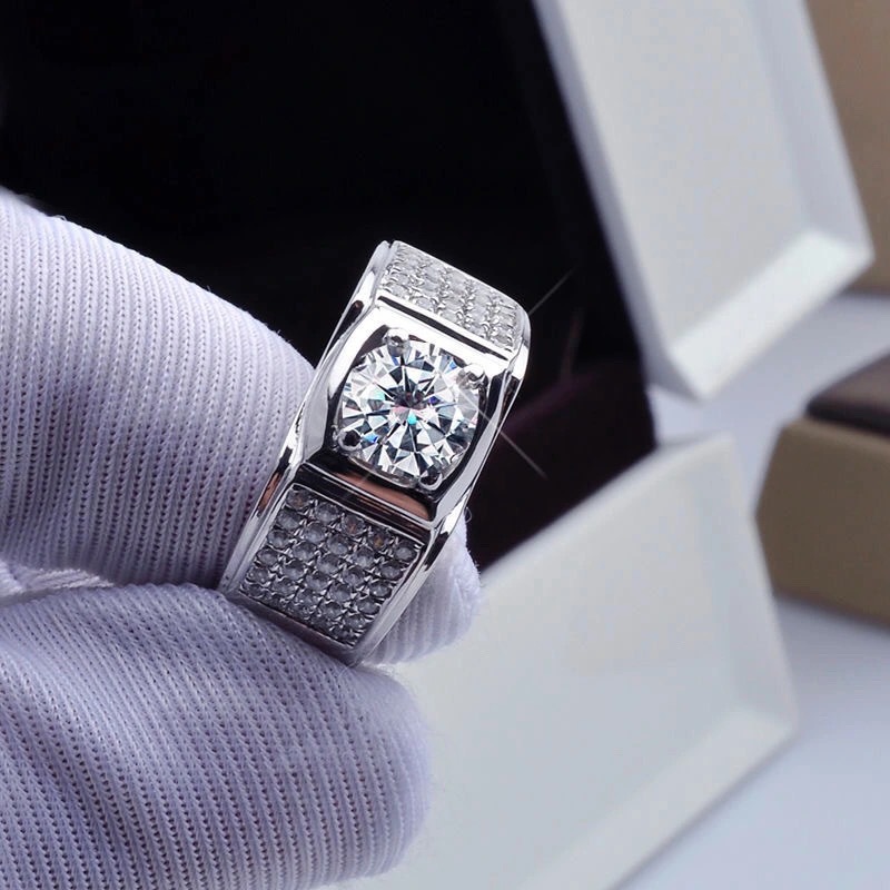 Новое мужское кольцо с четырьм – обзор и цена Moissanite Engagement Ring 1 Carat