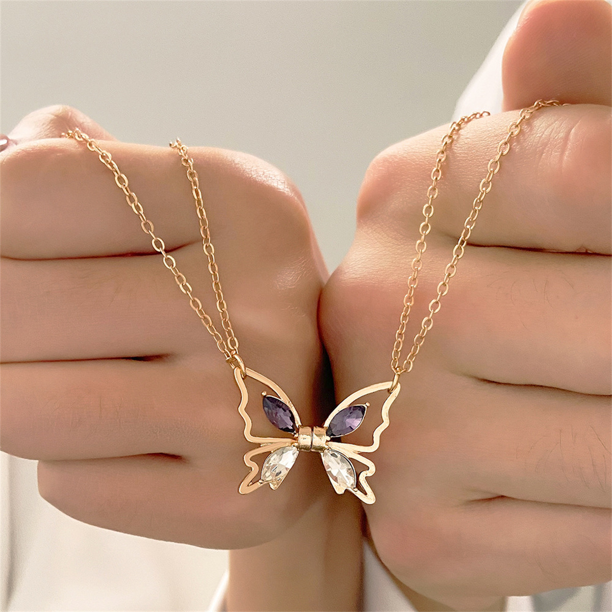 Магнитное ожерелье-бабочка для – обзор и цена Magnetic Couple Matching Necklaces