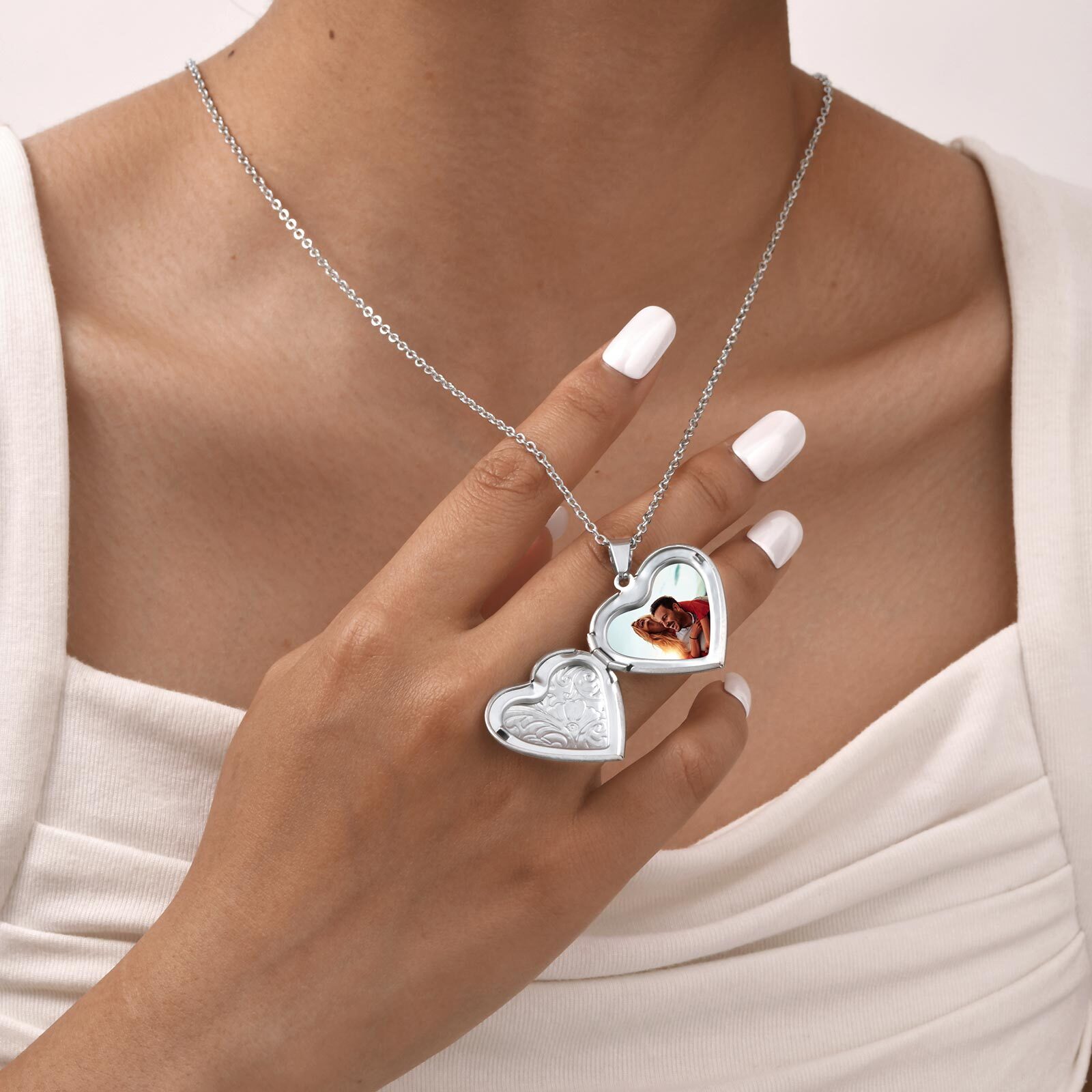 Vnox изысканные ожерелья с под – обзор и цена Heart Locket Necklace Photo