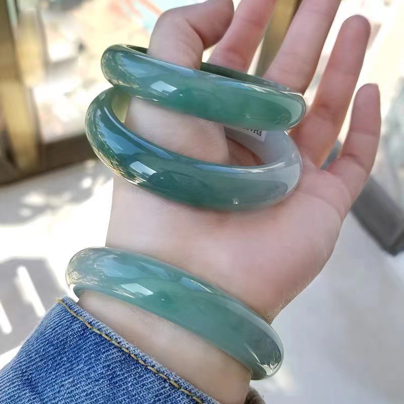 Натуральный, с цветочными узор – обзор и цена Bracelets